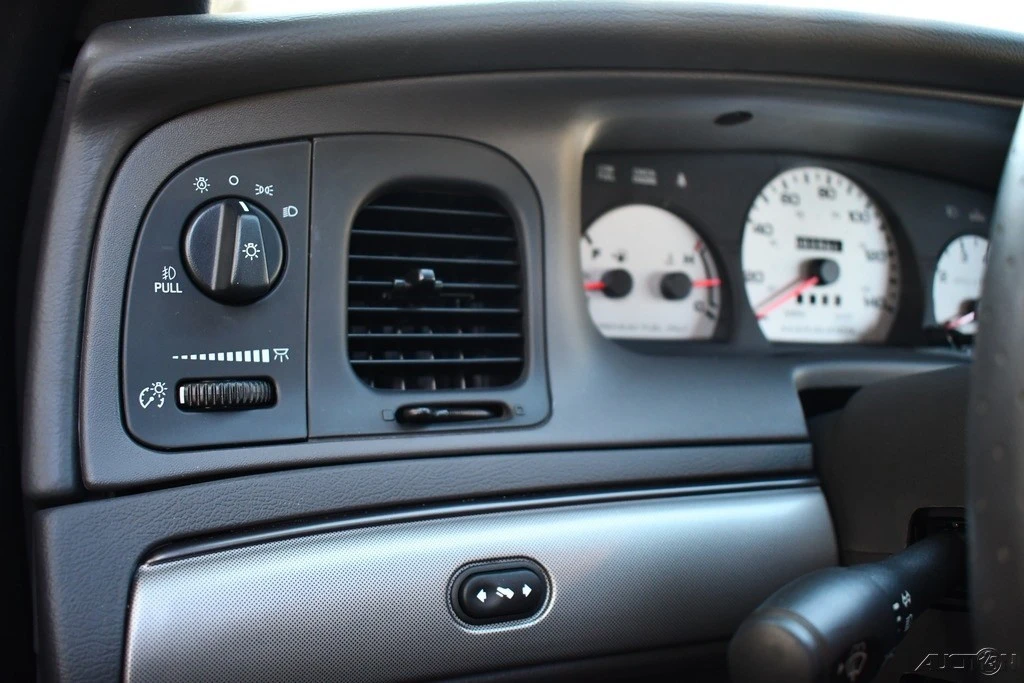 2003 Mercury Marauder - Image 13 of 21