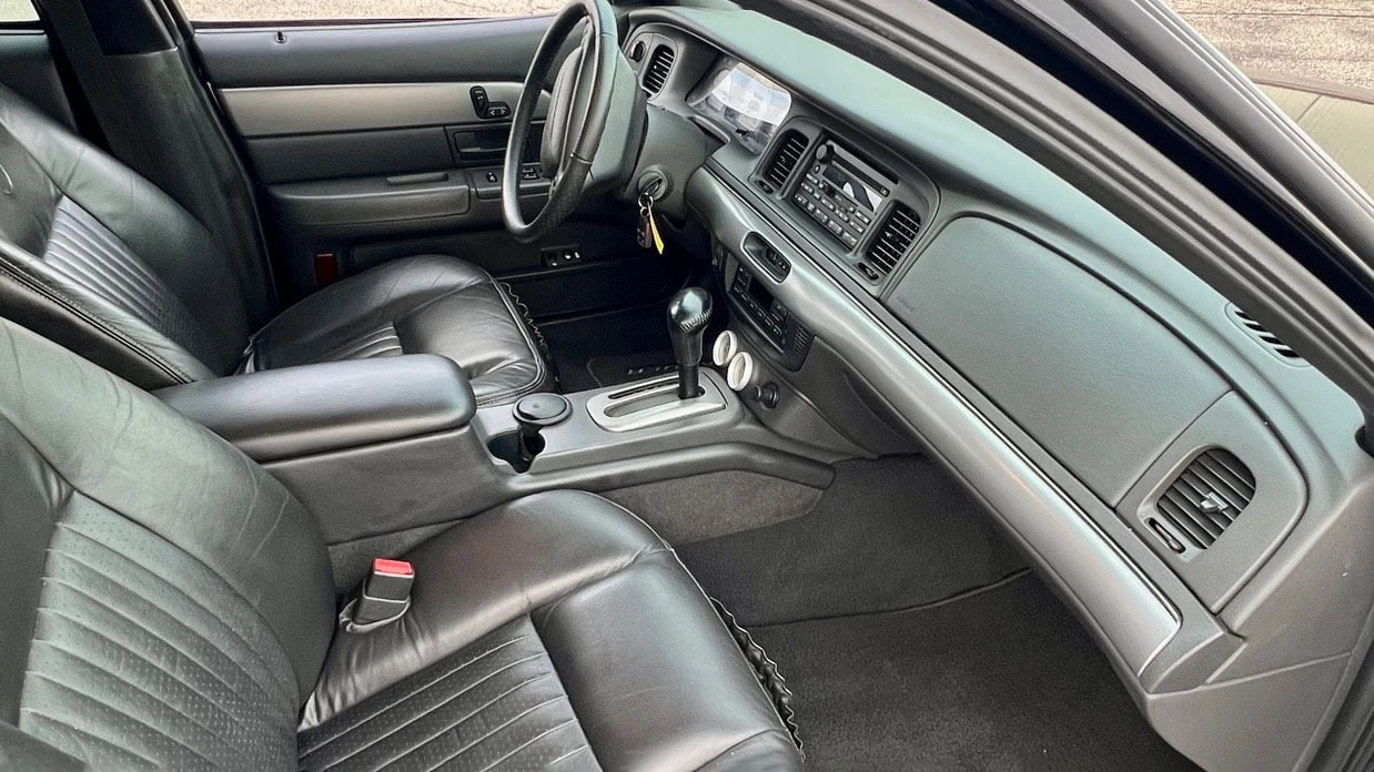 2003 Mercury Marauder - Image 5 of 22