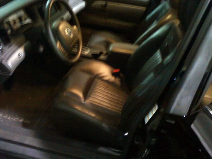 2003 Mercury Marauder - Image 3 of 3