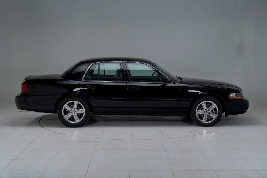 2003 Mercury Marauder - Image 15 of 31
