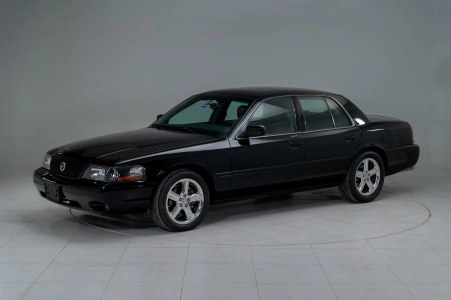 2003 Mercury Marauder - Image 6 of 31