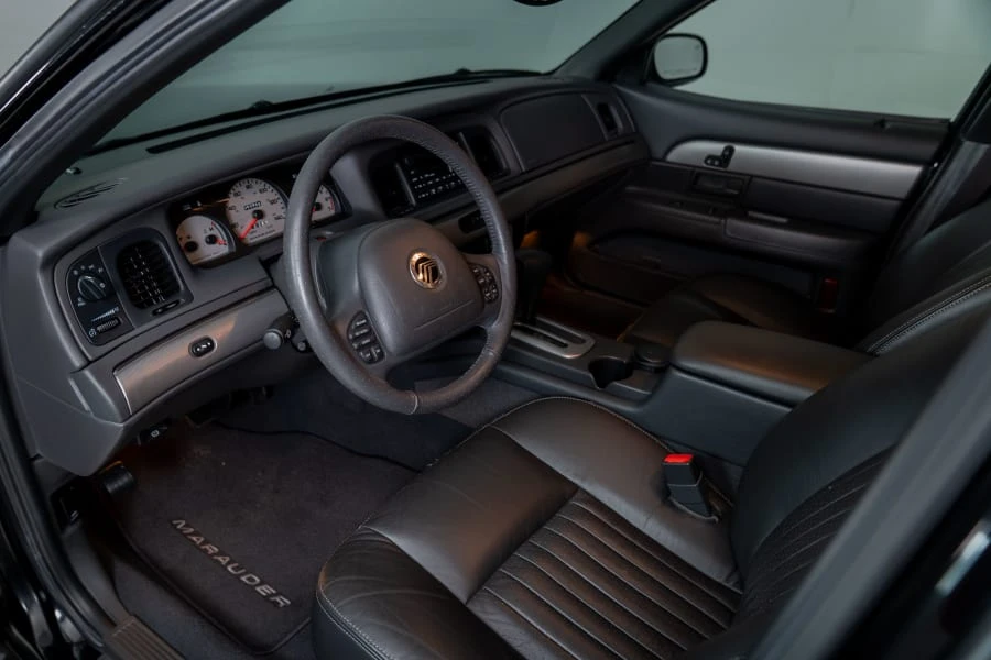 2003 Mercury Marauder - Image 20 of 31