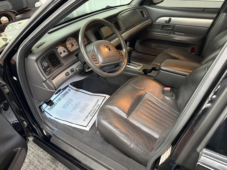 2003 Mercury Marauder - Image 17 of 31