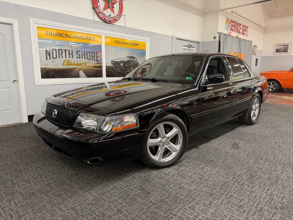 2003 Mercury Marauder - Image 2 of 31