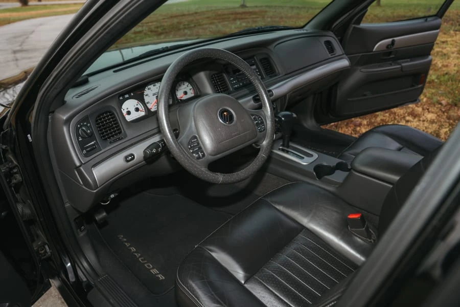2003 Mercury Marauder - Image 19 of 31