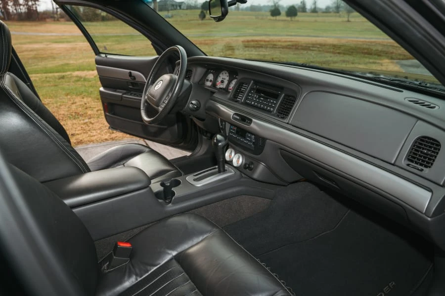 2003 Mercury Marauder - Image 21 of 31