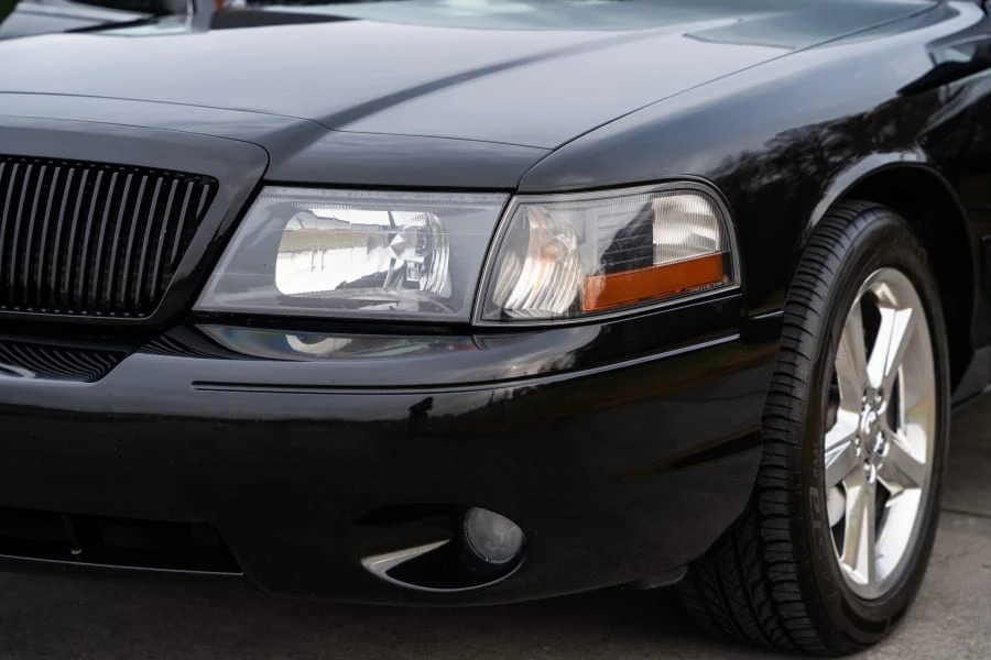 2003 Mercury Marauder - Image 9 of 31