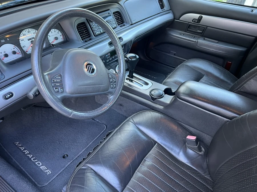 2003 Mercury Marauder - Image 4 of 5