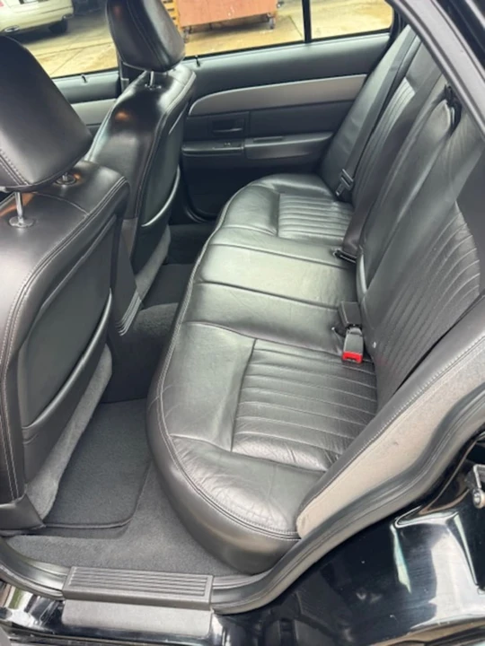 2003 Mercury Marauder - Image 16 of 27