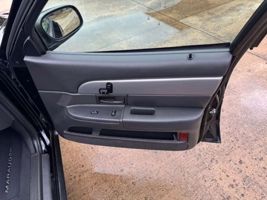 2003 Mercury Marauder - Image 22 of 27
