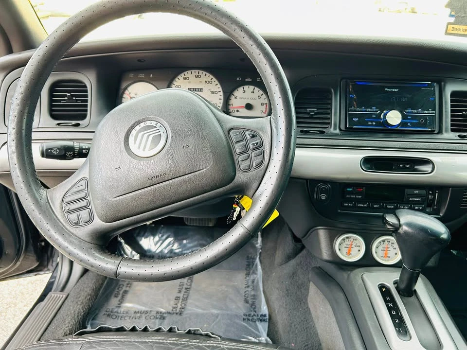2003 Mercury Marauder - Image 13 of 16