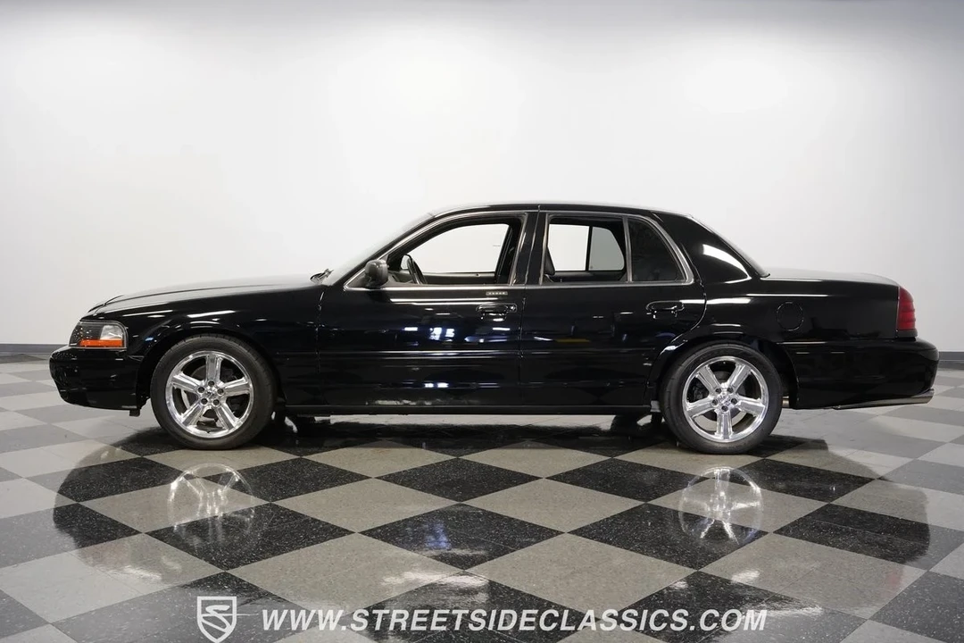 2003 Mercury Marauder - Image 3 of 12