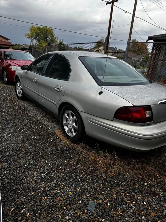 2003 Mercury Sable - Image 3 of 4