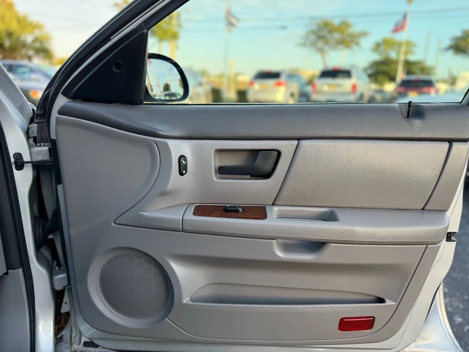 2003 Mercury Sable - Image 19 of 21
