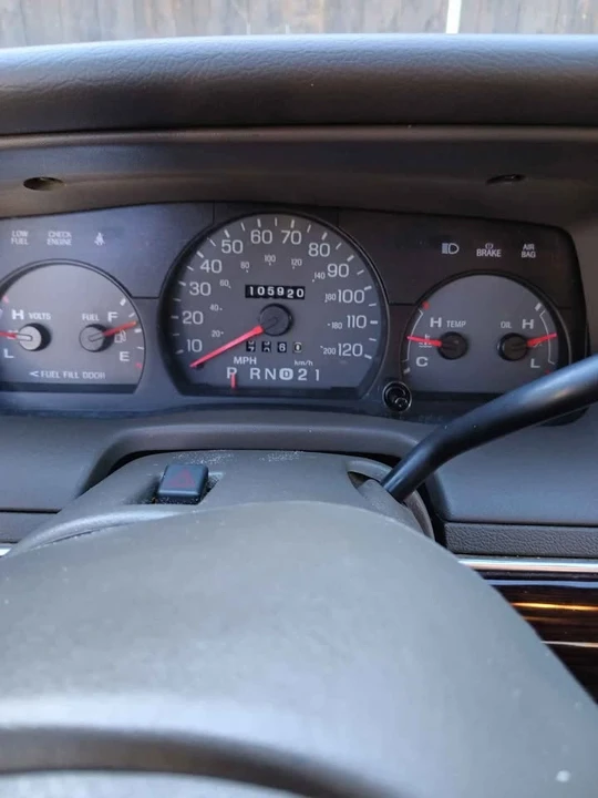 2003 Mercury Grand Marquis - Image 8 of 10
