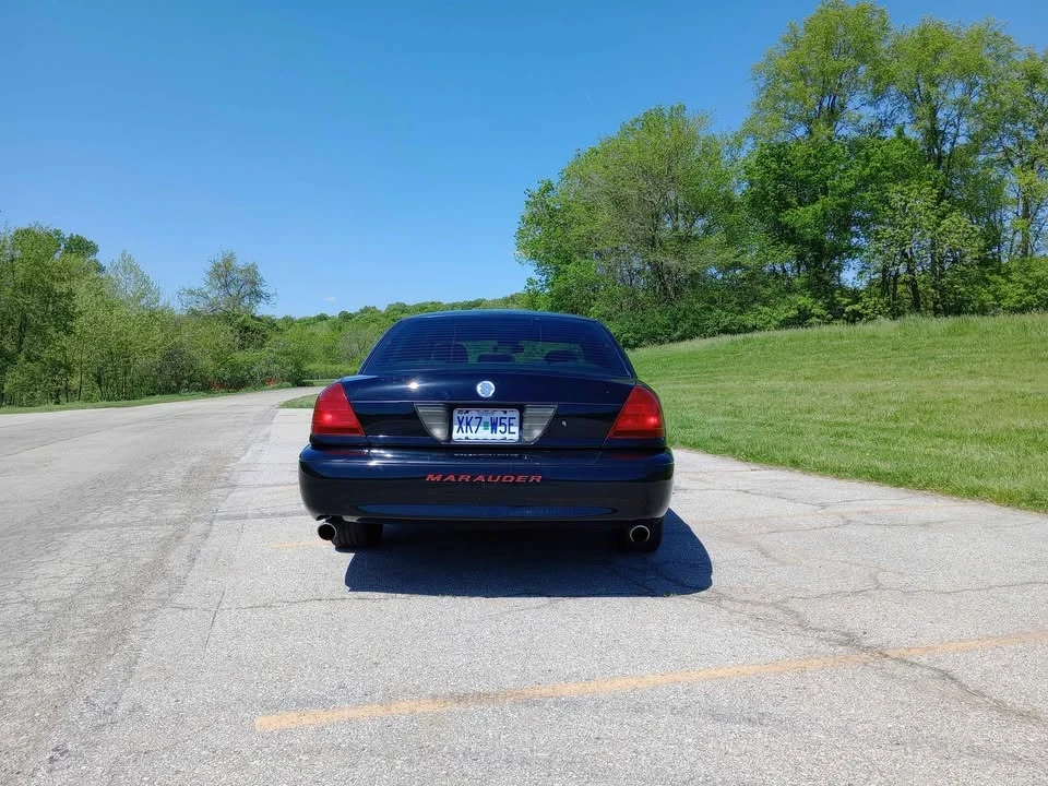 2003 Mercury Marauder - Image 3 of 11