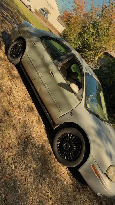 2003 Mercury Sable - Image 2 of 5