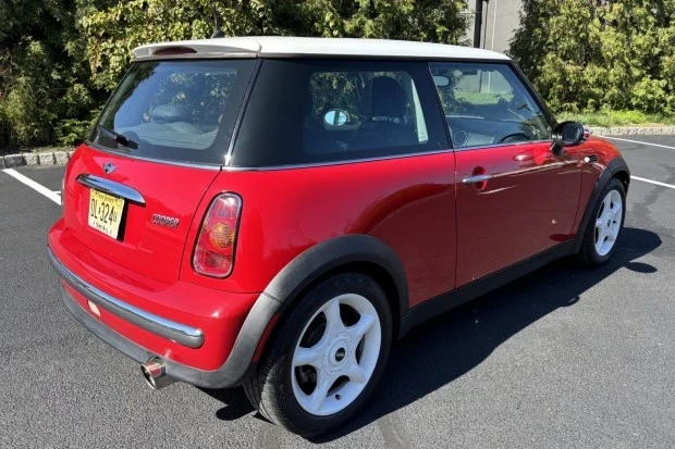 2003 Mini Mini 1st Gen - Image 2 of 8