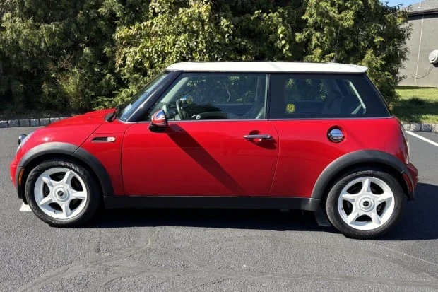 2003 Mini Mini 1st Gen - Image 3 of 8