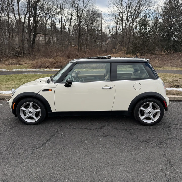 2003 Mini Mini 1st Gen - Image 8 of 21