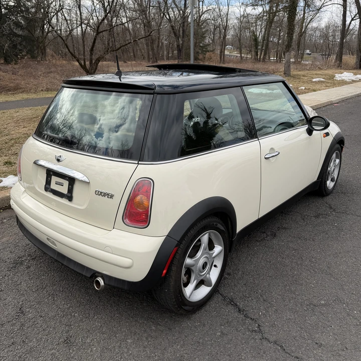 2003 Mini Mini 1st Gen - Image 3 of 21