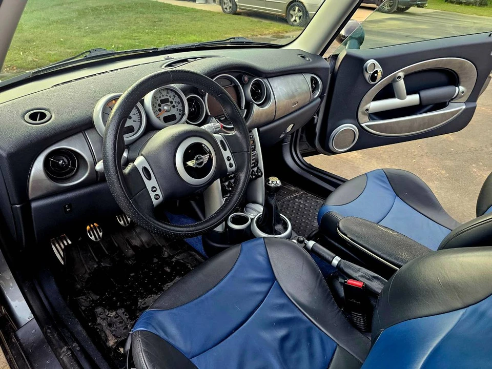 2003 Mini Mini Cooper S 1st Gen - Image 9 of 12