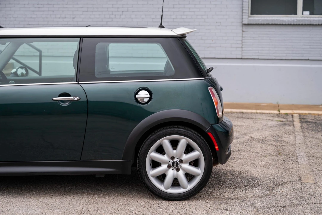2003 Mini Mini Cooper S 1st Gen - Image 23 of 31