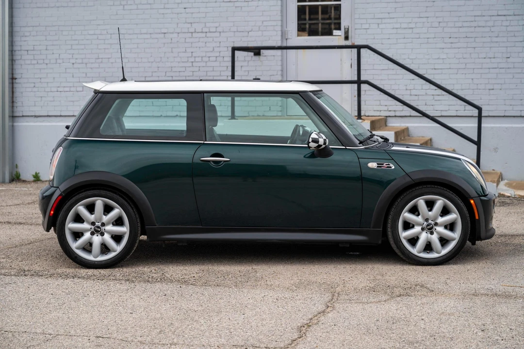 2003 Mini Mini Cooper S 1st Gen - Image 15 of 31