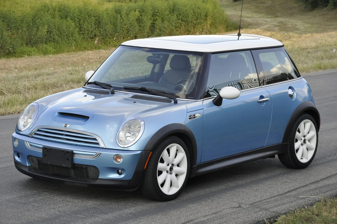 2003 Mini Mini Cooper S 1st Gen - Image 7 of 31