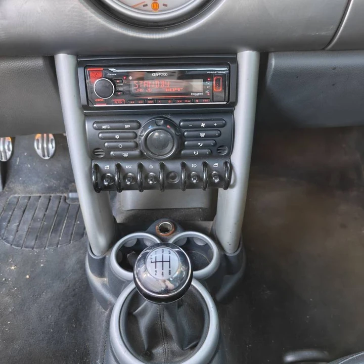 2003 Mini Mini Cooper S 1st Gen - Image 17 of 23