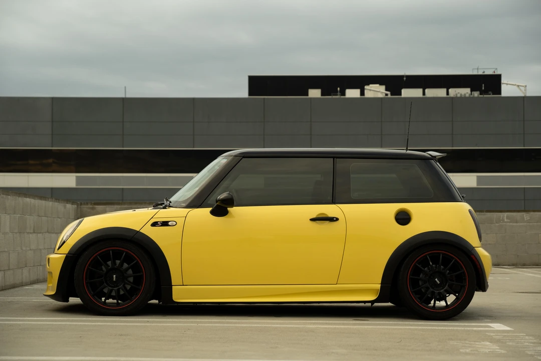2003 Mini Mini Cooper S 1st Gen - Image 8 of 14
