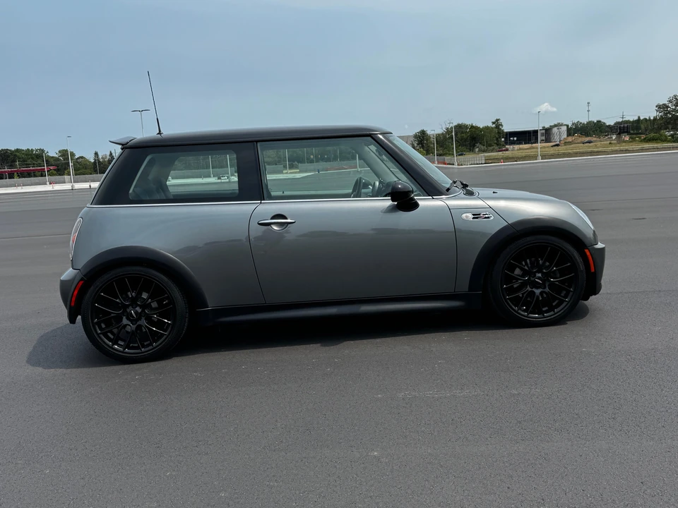 2003 Mini Mini Cooper S 1st Gen - Image 10 of 31