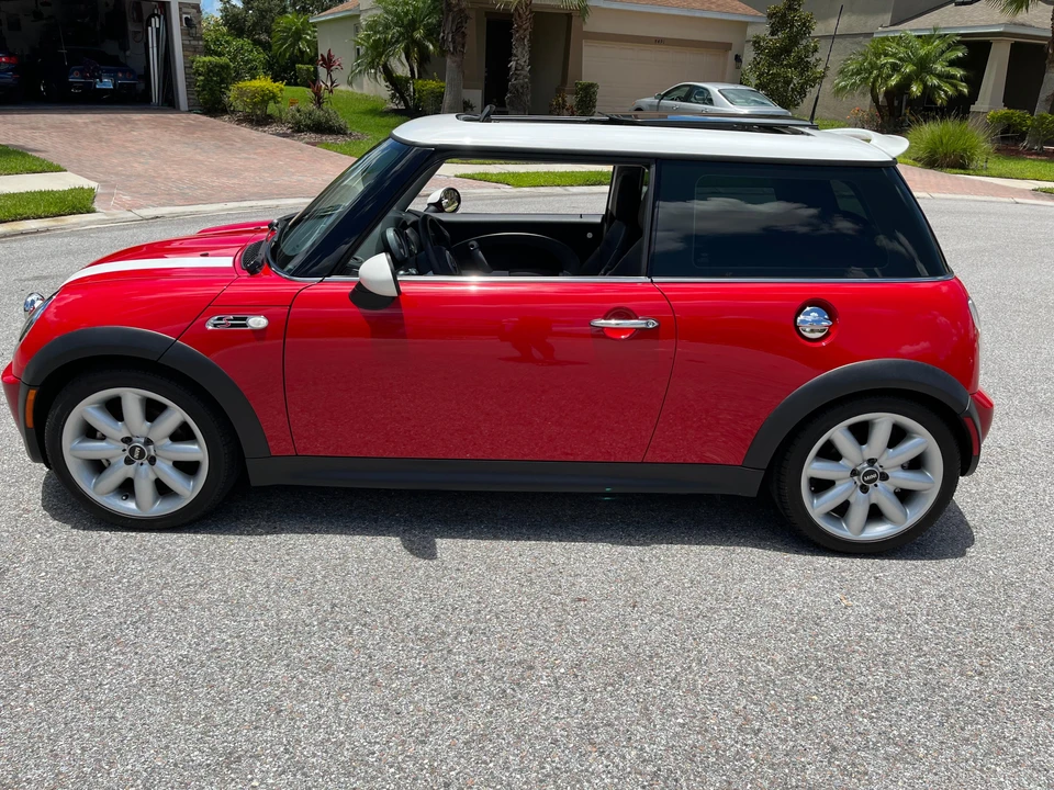 2003 Mini Mini Cooper S 1st Gen - Image 10 of 31