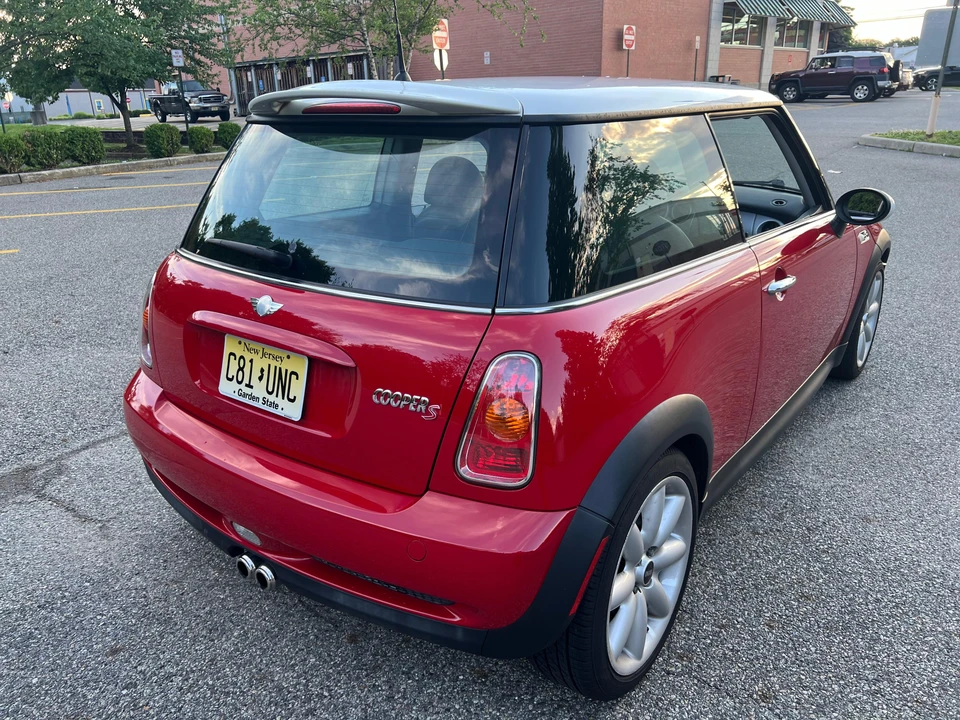 2003 Mini Mini Cooper S 1st Gen - Image 10 of 31