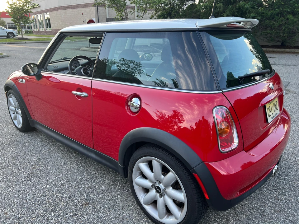 2003 Mini Mini Cooper S 1st Gen - Image 8 of 31
