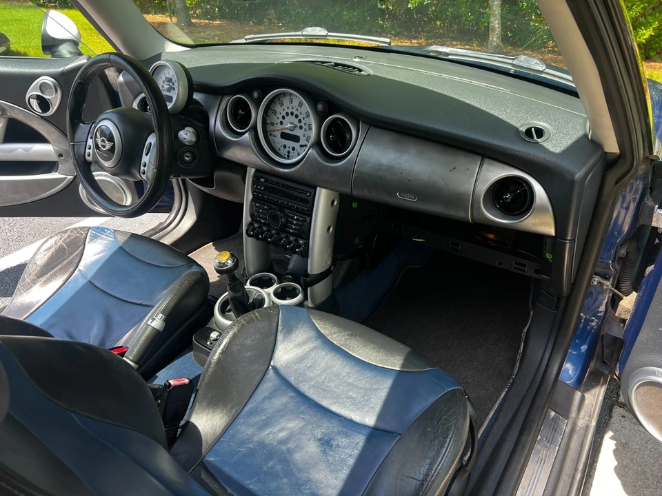 2003 Mini Mini Cooper S 1st Gen - Image 8 of 26