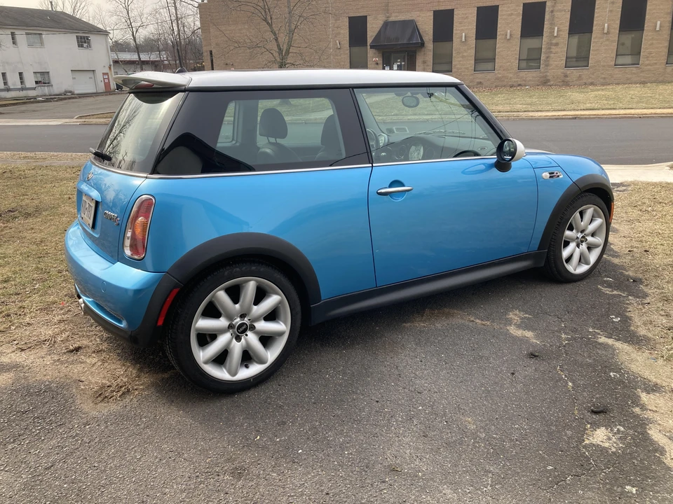 2003 Mini Mini Cooper S 1st Gen - Image 21 of 31