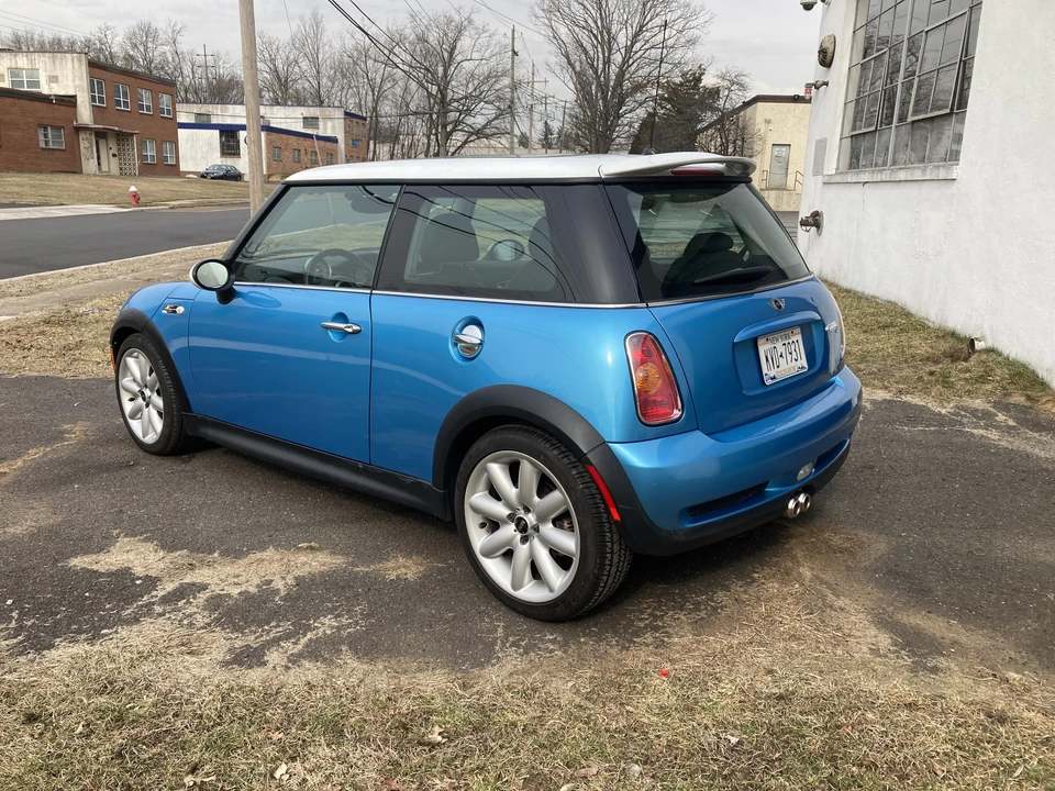 2003 Mini Mini Cooper S 1st Gen - Image 15 of 31