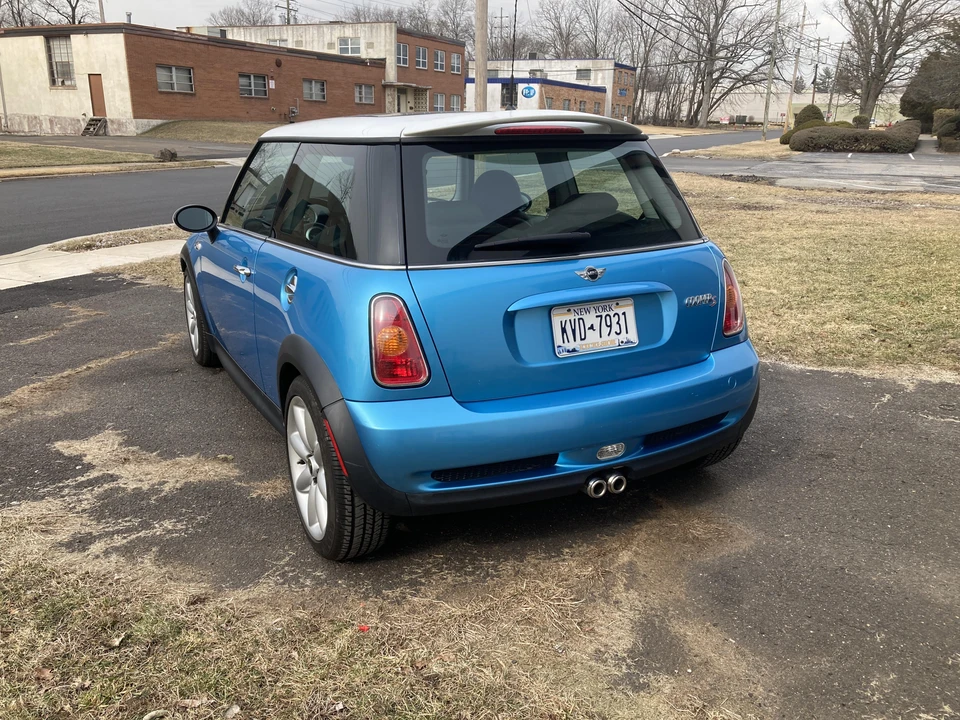 2003 Mini Mini Cooper S 1st Gen - Image 16 of 31