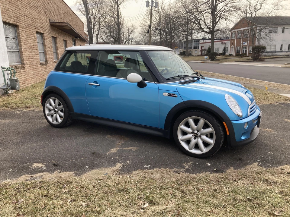 2003 Mini Mini Cooper S 1st Gen - Image 25 of 31
