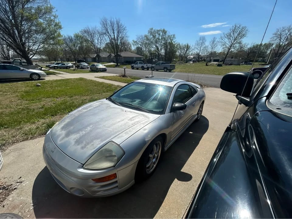 2003 Mitsubishi Eclipse 3rd Gen - Image 3 of 4