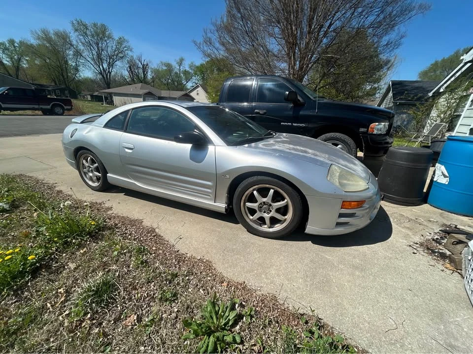 2003 Mitsubishi Eclipse 3rd Gen - Image 2 of 4