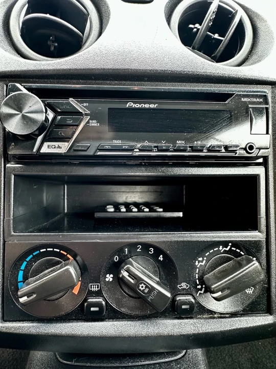 2003 Mitsubishi Eclipse 3rd Gen - Image 13 of 18