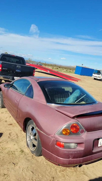 2003 Mitsubishi Eclipse 3rd Gen - Image 2 of 3