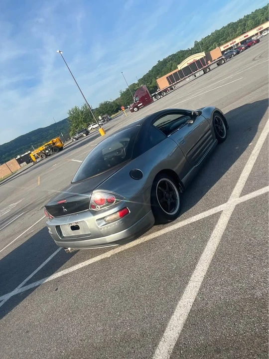 2003 Mitsubishi Eclipse 3rd Gen - Image 2 of 7