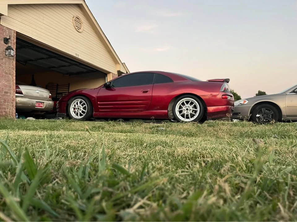2003 Mitsubishi Eclipse 3rd Gen - Image 2 of 4