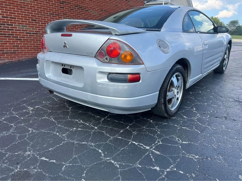 2003 Mitsubishi Eclipse 3rd Gen - Image 4 of 10