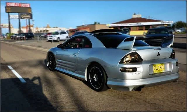 2003 Mitsubishi Eclipse 3rd Gen - Image 6 of 8