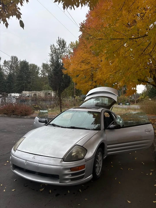 2003 Mitsubishi Eclipse 3rd Gen - Image 6 of 7
