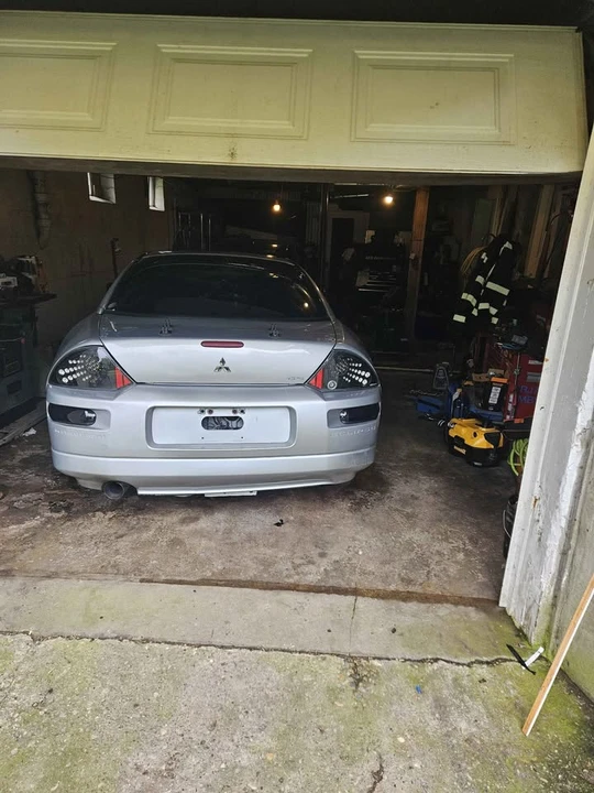 2003 Mitsubishi Eclipse 3rd Gen - Image 10 of 17